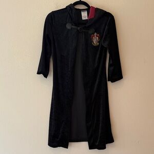Kids velour Harry Potter Black Hooded Robe with Gryffindor Crest